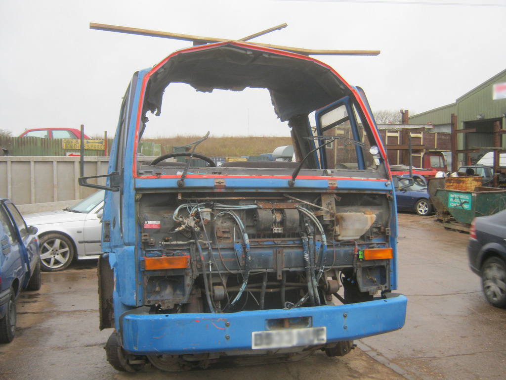 Ford-cargo-truck-perth-flyer